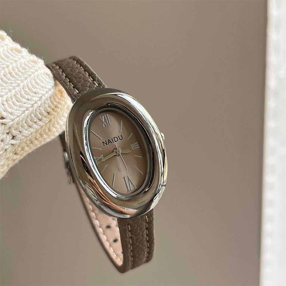 Women's Premium Retro Oval Bathtub Small Gold Watch