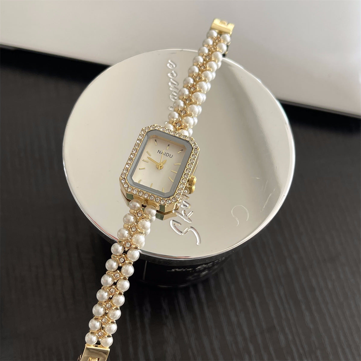 Women's Premium Vintage Pearl Bracelet Watch (High-End French Style)