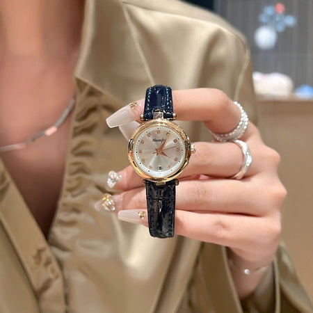 Women's Premium Retro Niche Small Dial Light Luxury Watch