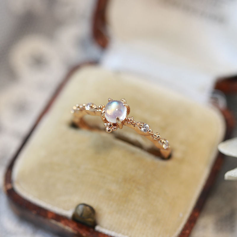 Premium Japanese Light Luxury Inlaid Blue Moonstone Adjustable Opening Ring