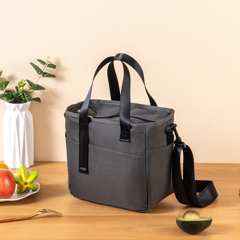 Large Capacity Waterproof Insulated Lunch Bag for Daily Use