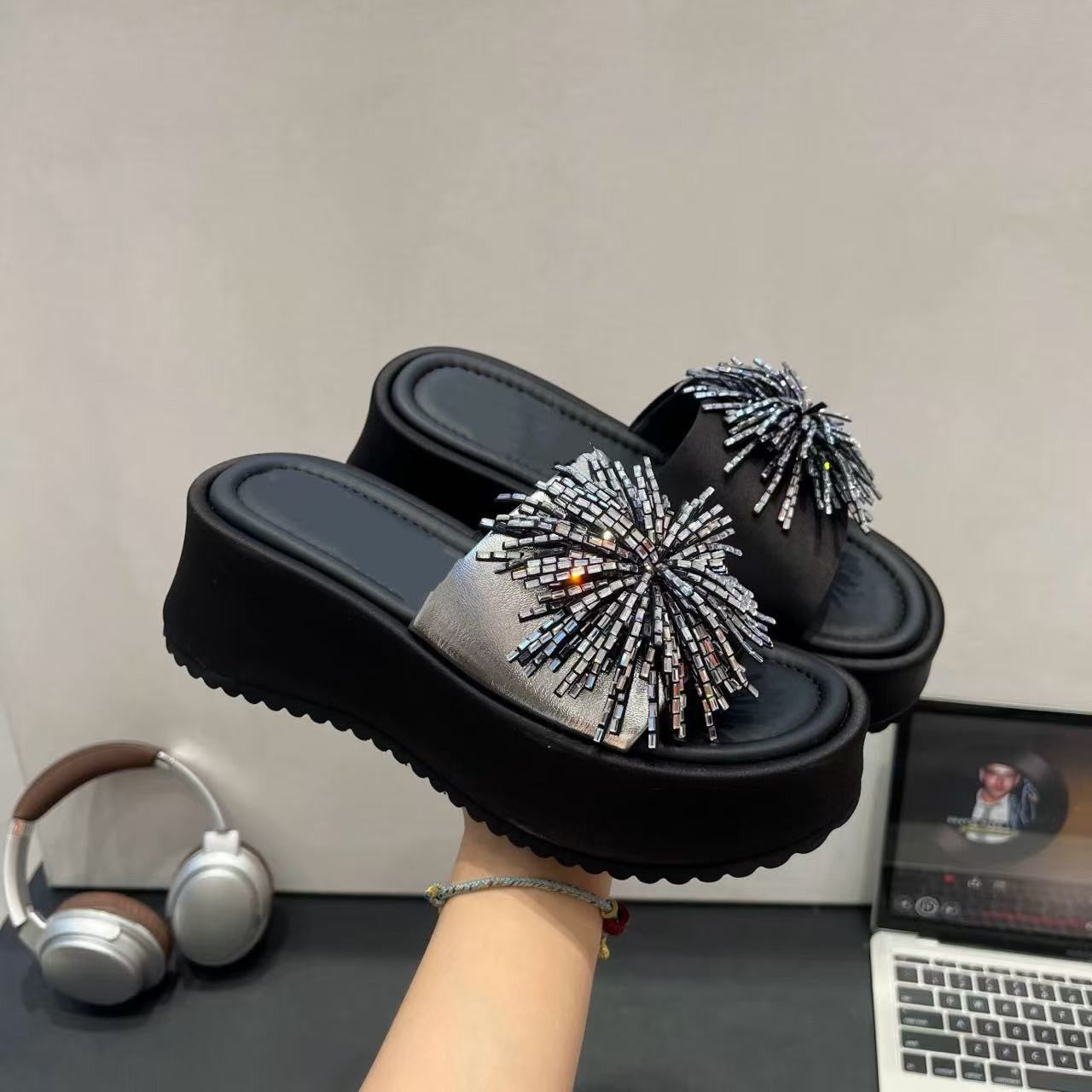 Silver Women's Ethnic Style Platform Sandals Height-Enhancing Slides