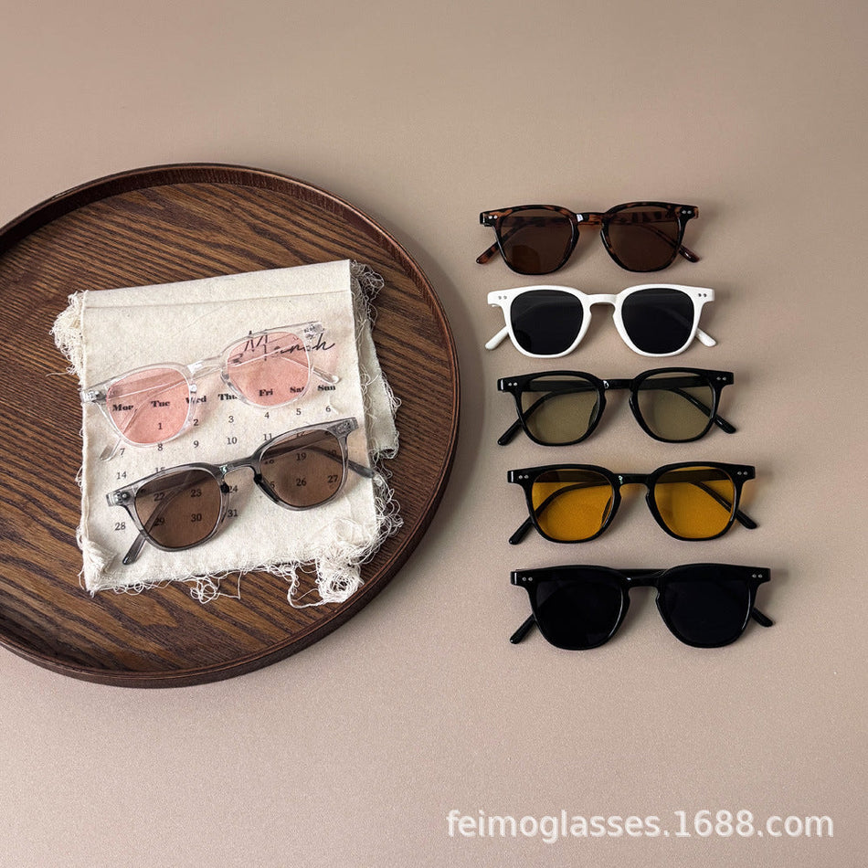 Feimo Kids UV400 Sunglasses Classic Fashion Box Style