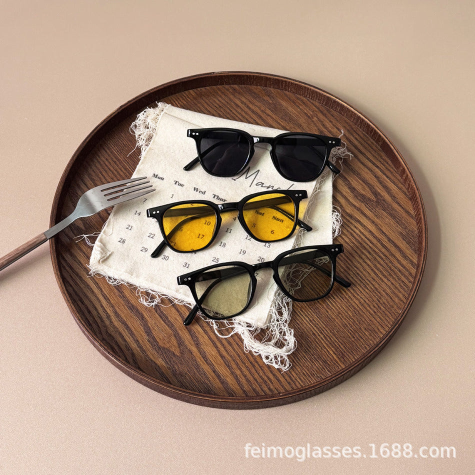 Feimo Kids UV400 Sunglasses Classic Fashion Box Style