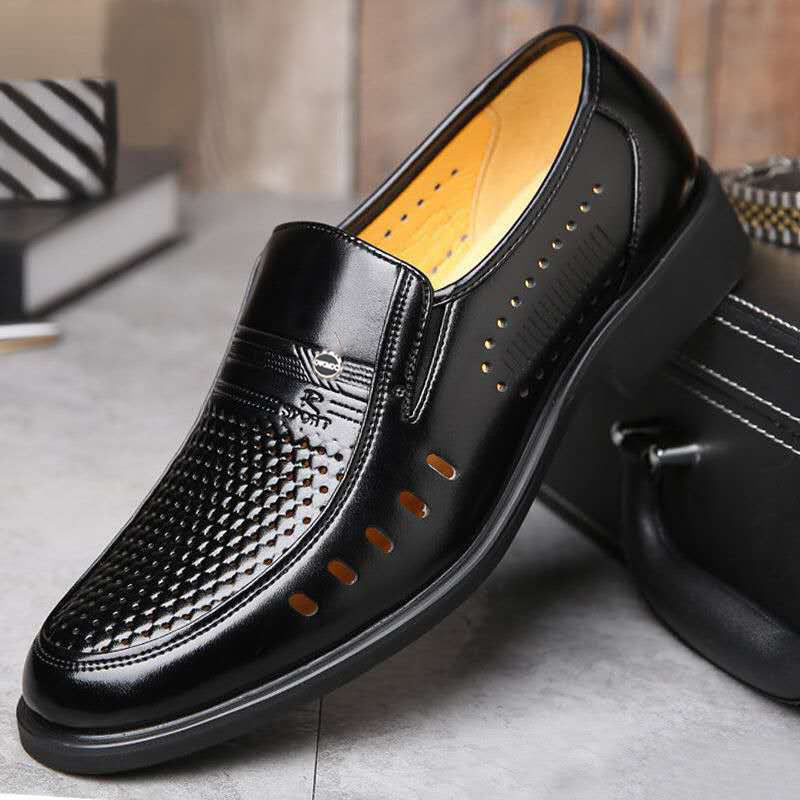 Men's Genuine Cowhide Closed-Toe Sandals Breathable Casual Shoes