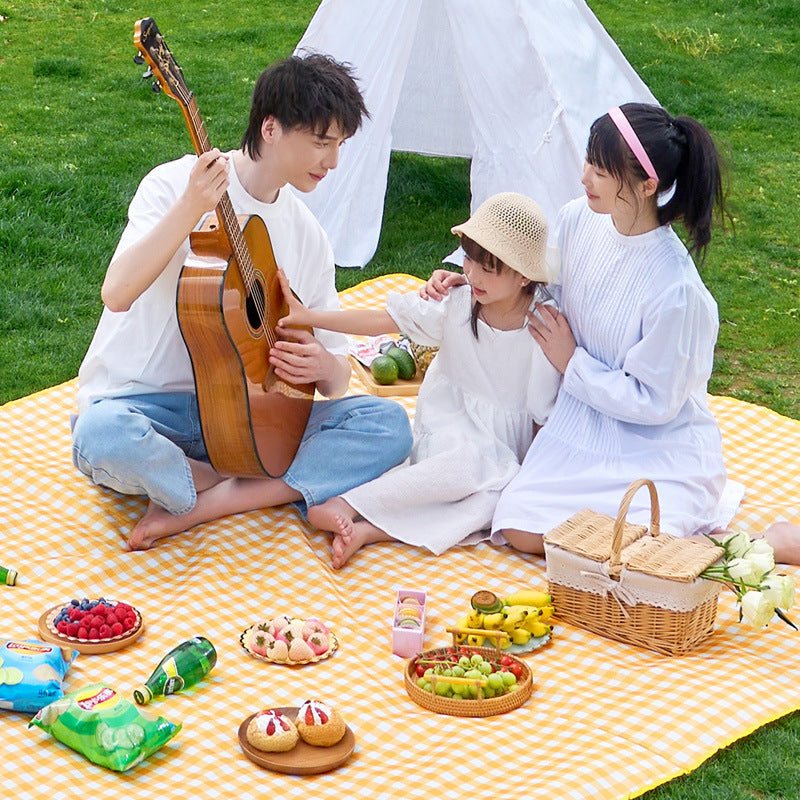 Yellow plaid Waterproof Picnic Mat for Camping and Outdoor Use 200*300CM