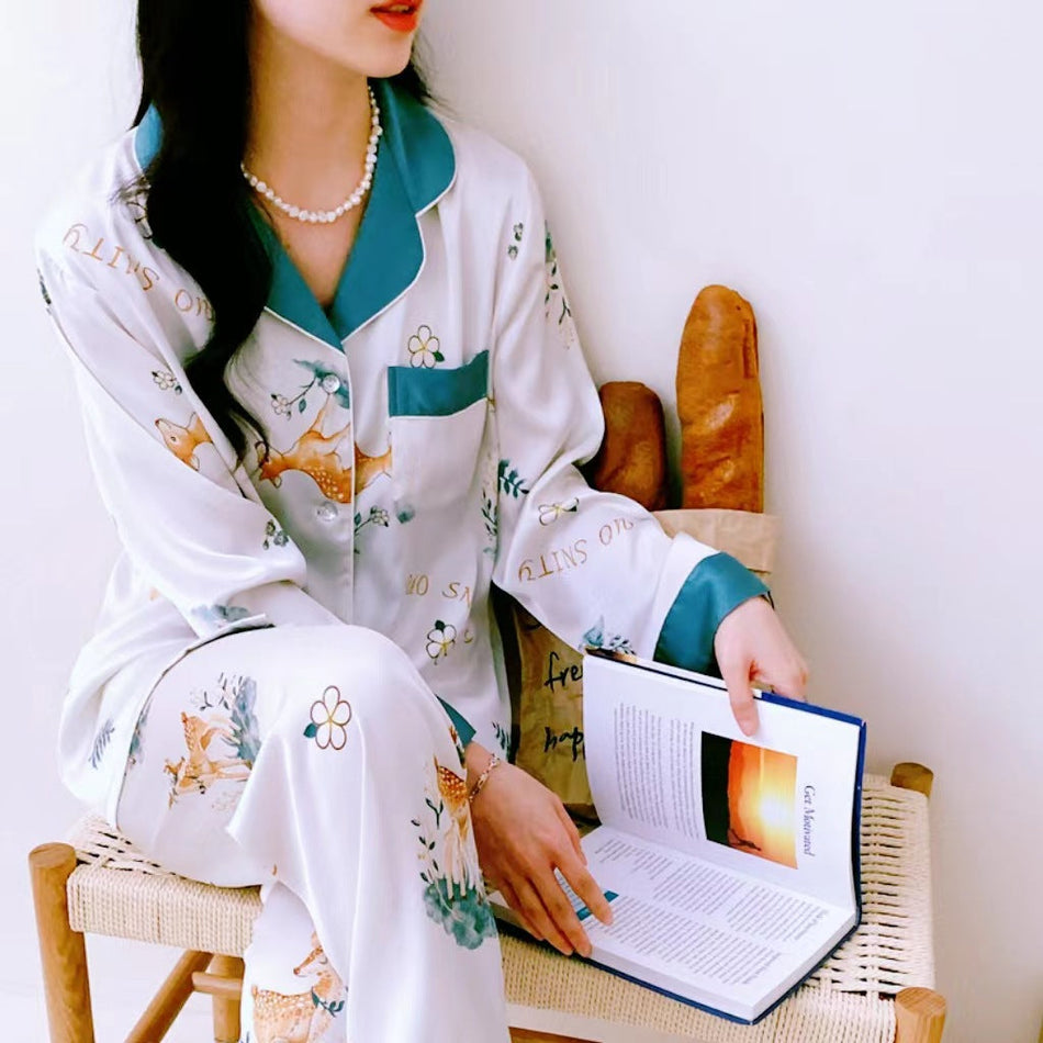 Women's Deer Print Ice Silk Pajama Set Long Sleeve Loungewear