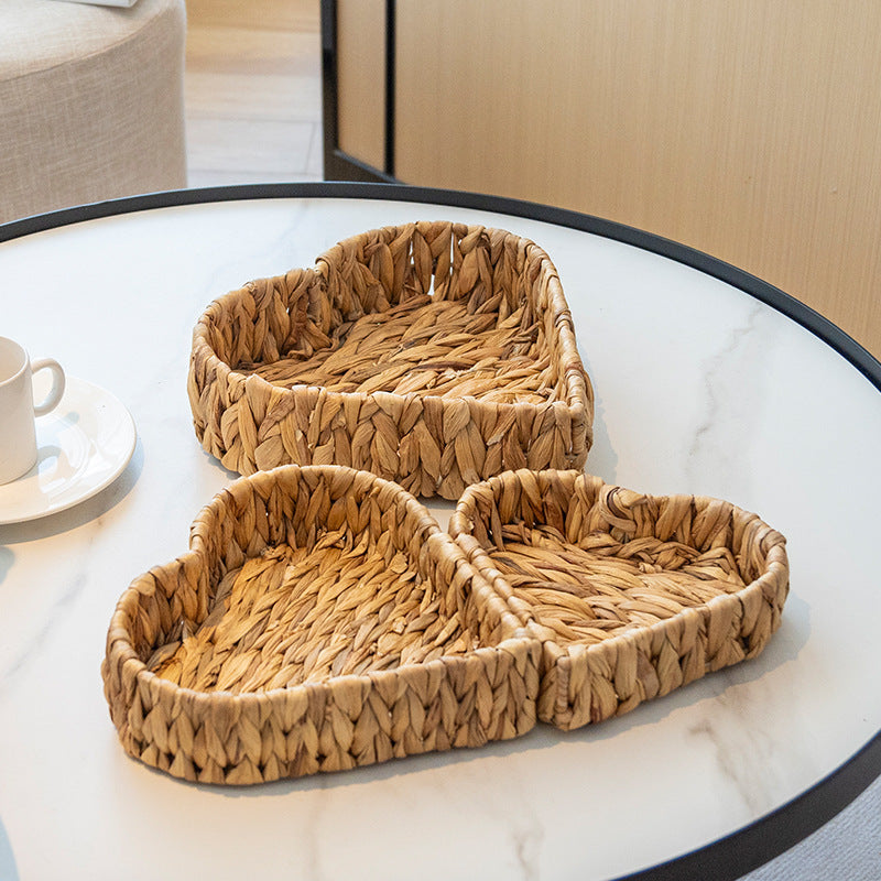 Heart-shaped gourd Nordic Style Heart Shaped Handwoven Storage Basket for Fruit and Snacks