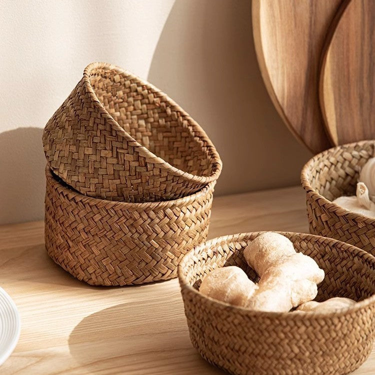 Large Natural Seagrass Round Storage Basket for Kitchen and Desktop Use