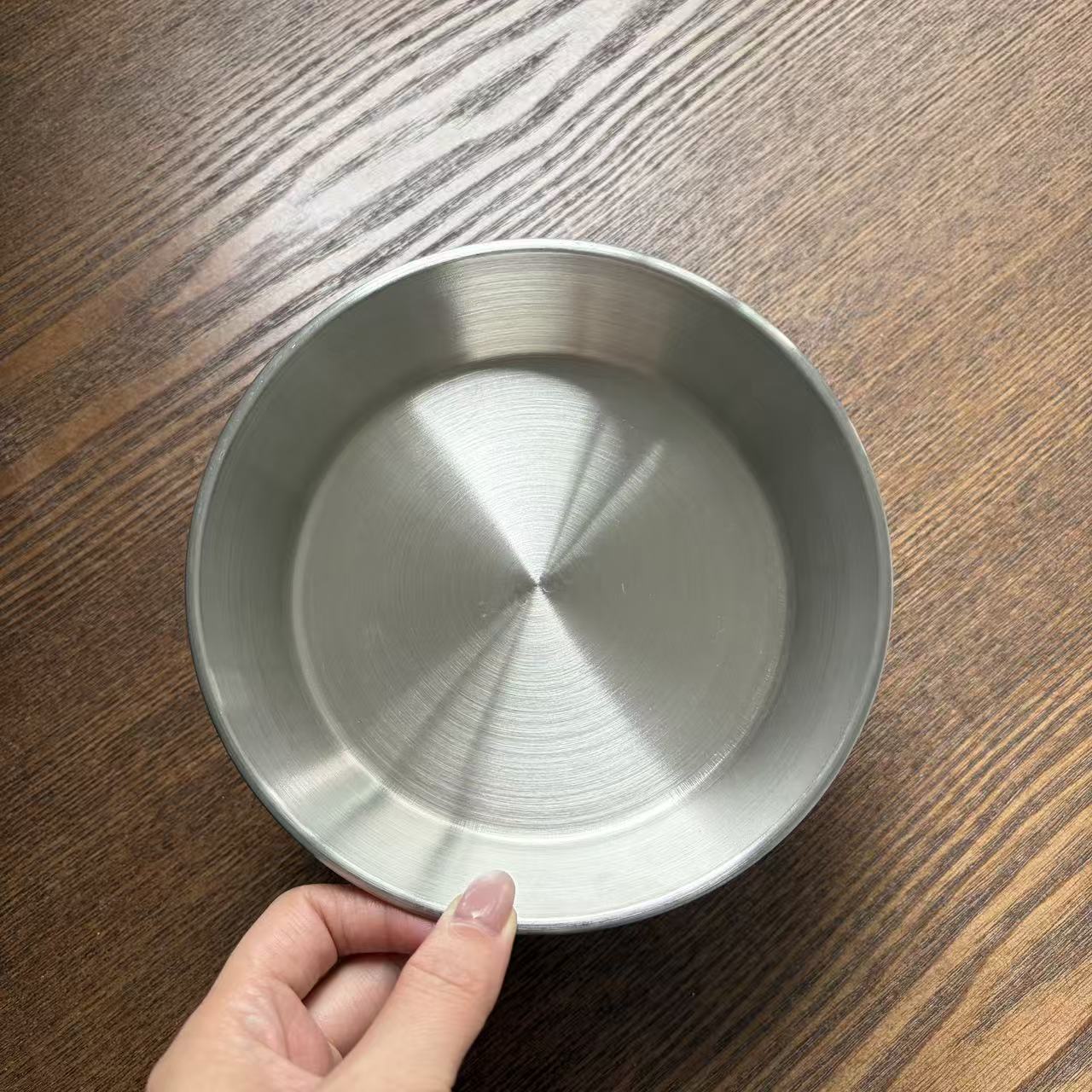 Non-Slip Thickened Stainless Steel Pet Food Bowl for Cats Dogs in black