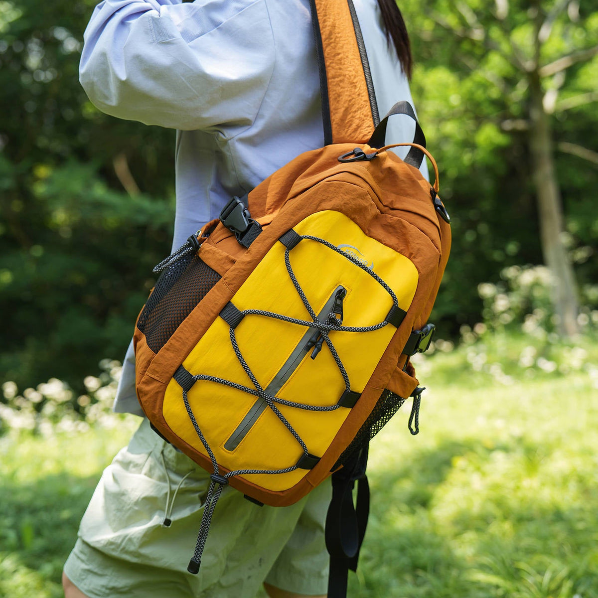 Large Capacity Outdoor Hiking Backpack for Men and Women in Khaki