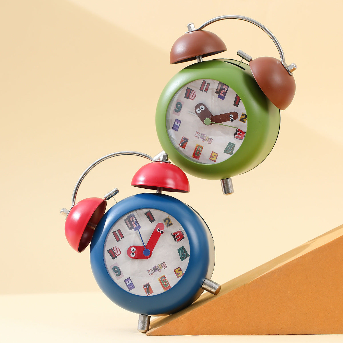 Retro Large-Screen Student Digital Alarm Clock with Timer in green