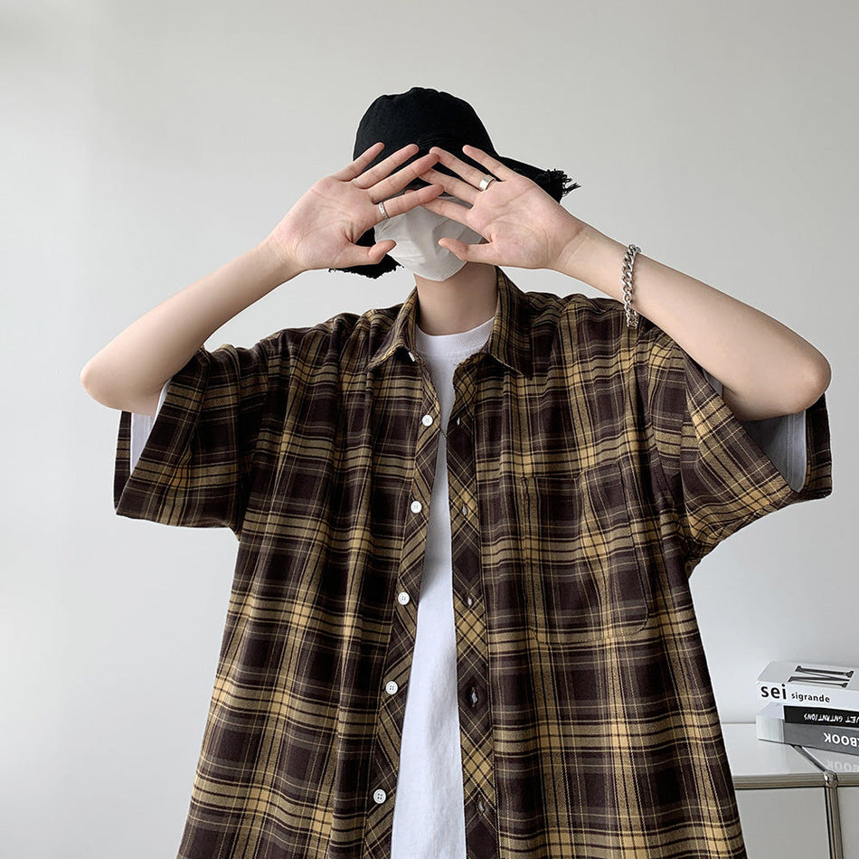 Men's Plaid Short Sleeve Casual Shirt with Relaxed Fit