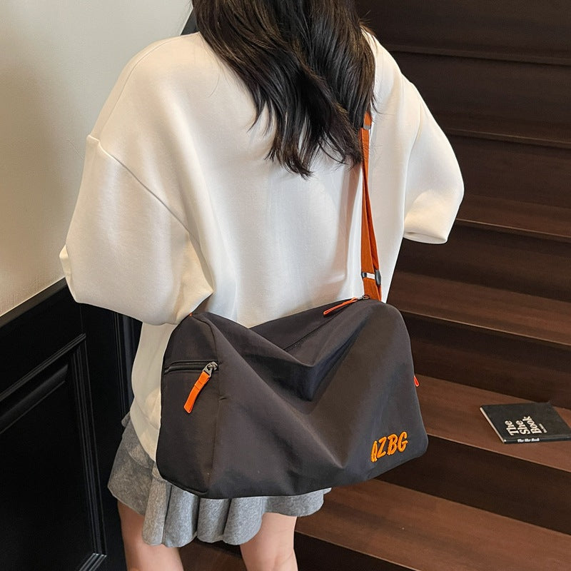Large-Capacity Nylon Crossbody Toast Bag Casual Shoulder Commuter