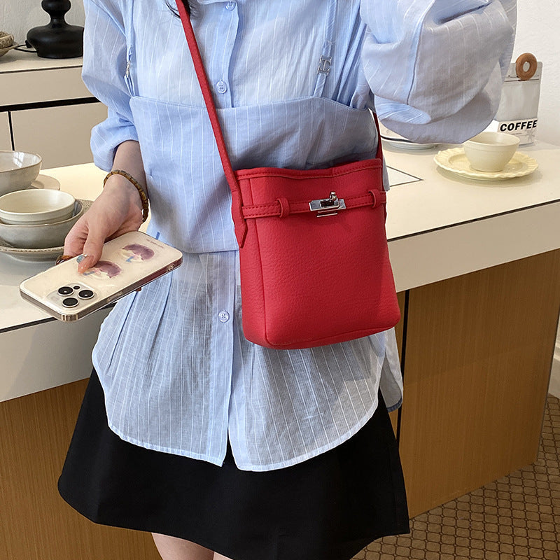 Premium Leather All-Match Commuter Bucket Bag for Women