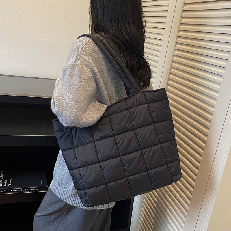 Women's Summer High-Sense Large-Capacity Padded Shoulder Tote Bag