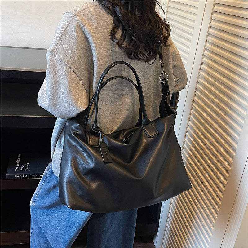 High-End Large Capacity Niche Commuting Handbag