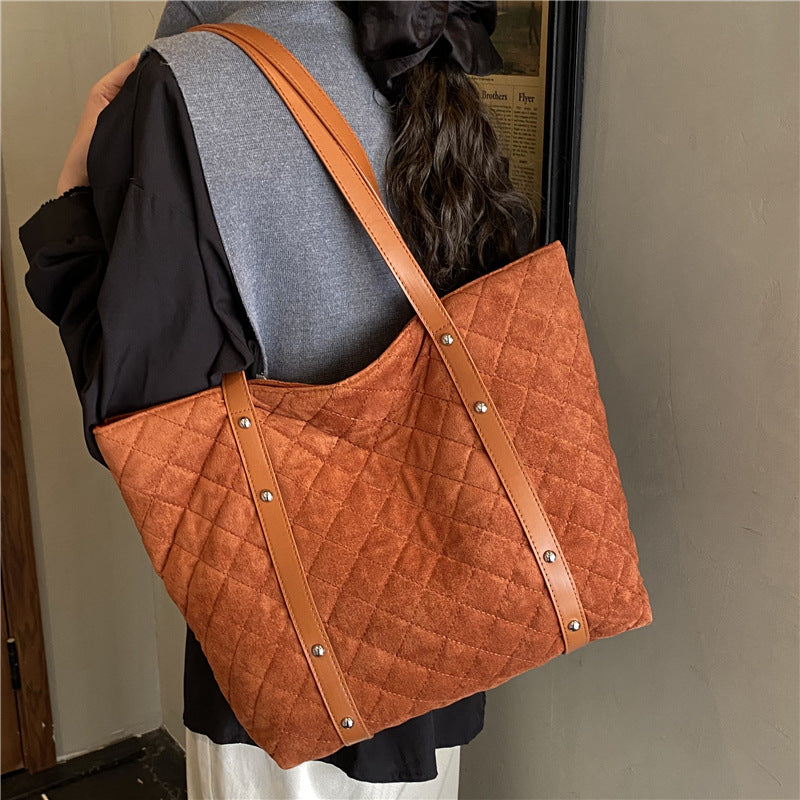 Black Diamond Pattern Large Capacity Commuter Tote