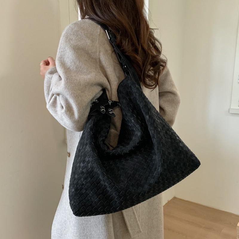 STOCK-Casual Retro Woven Large Capacity Underarm Tote Bag