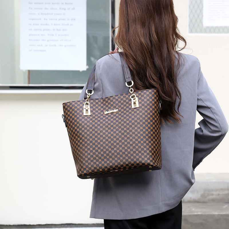 European and American Fashion Letter Print Six-Piece Mother Bag