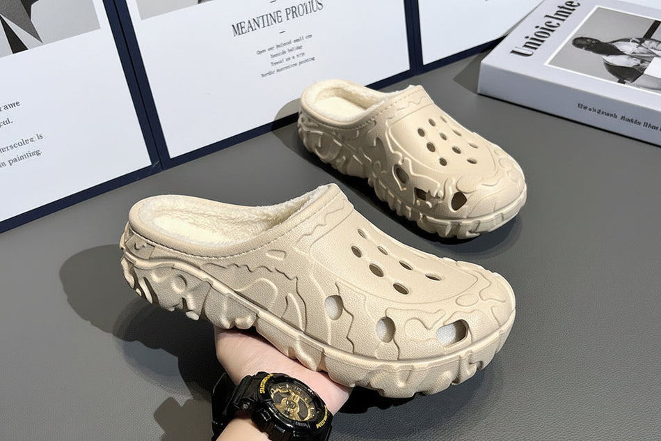 Men's Fleece-Lined Winter Clogs with Non-Slip Sole