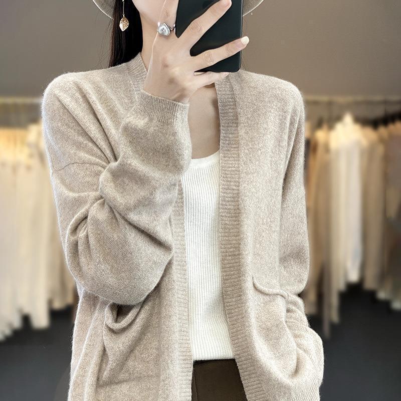 Women's V-Neck Knitted Cardigan with Pockets