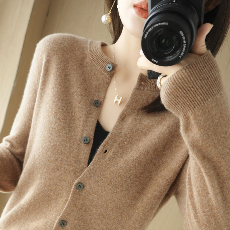 Women's Round Neck Long Sleeve Elegant Knit Cardigan