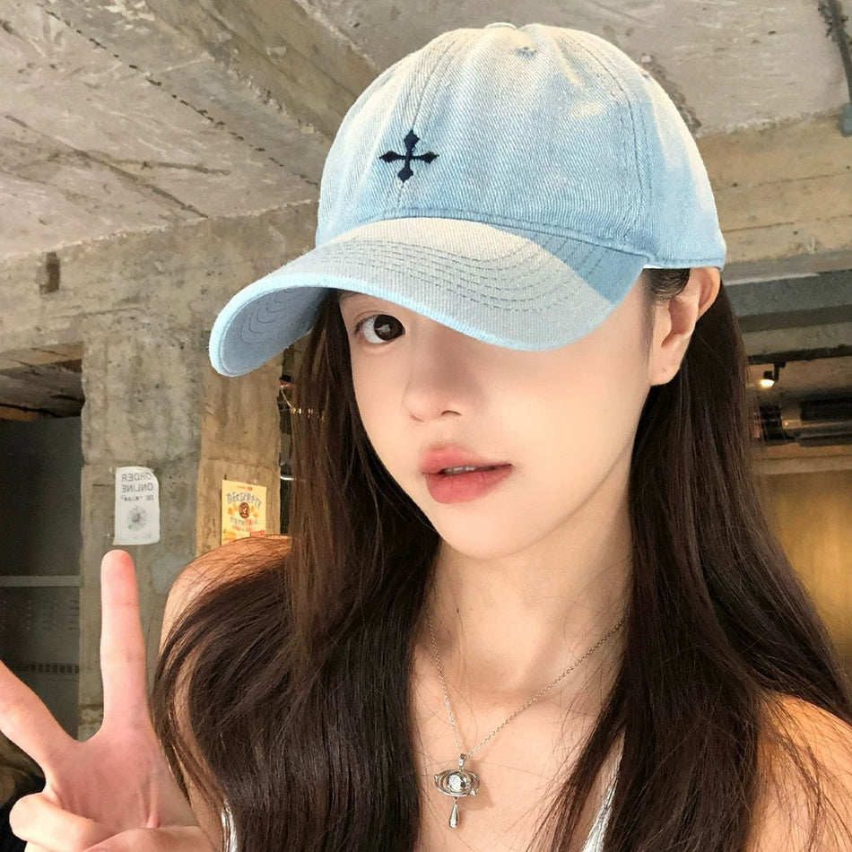 Light Blue Embroidered Canvas Baseball Cap Sun Protection