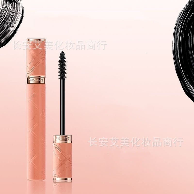 Leather Curling Mascara for Long-Lasting Lift and Definition