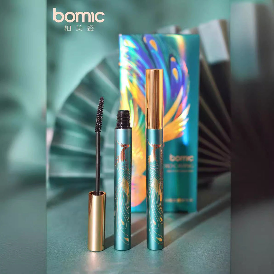 Micro-Sculpted Big Eye Mascara with Quad Brush Volumizing Curl