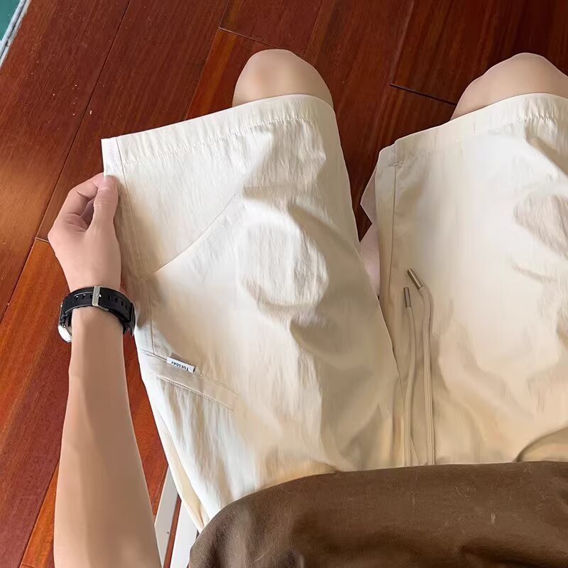 Men's Functional Workwear Beach Shorts with Cargo Pockets
