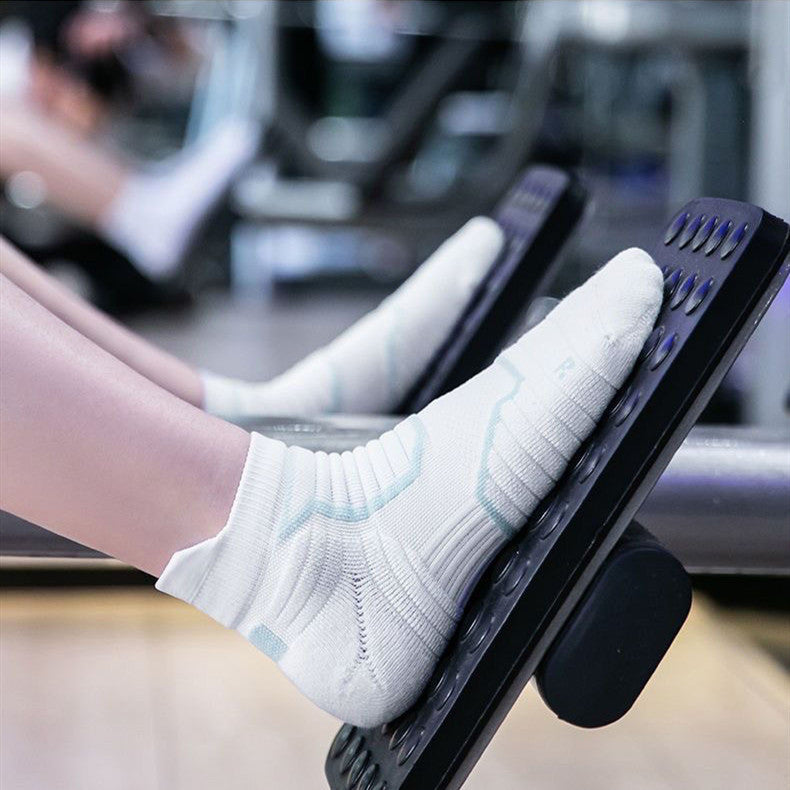 Unisex Breathable Short Tube Sports Socks Non Slip Fitness