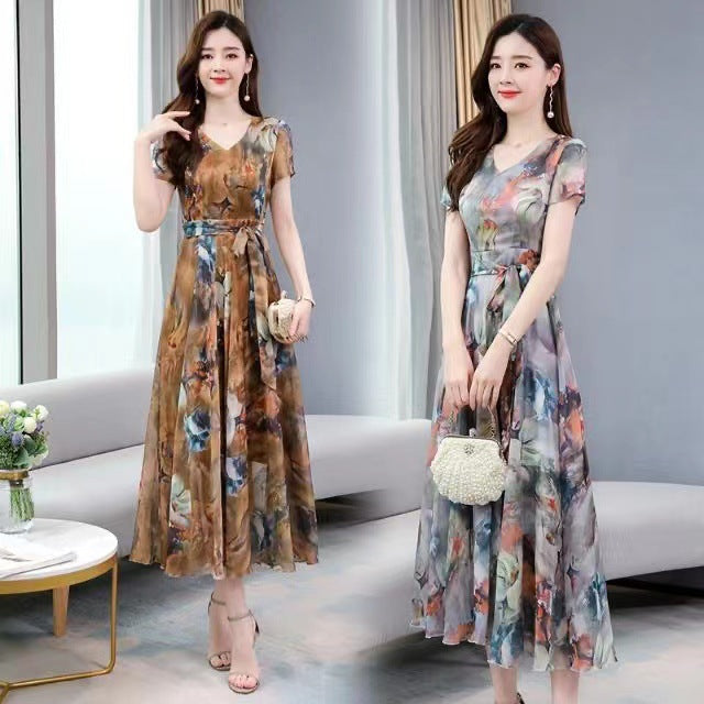 French Retro Floral Maxi Dress with Flared Hem