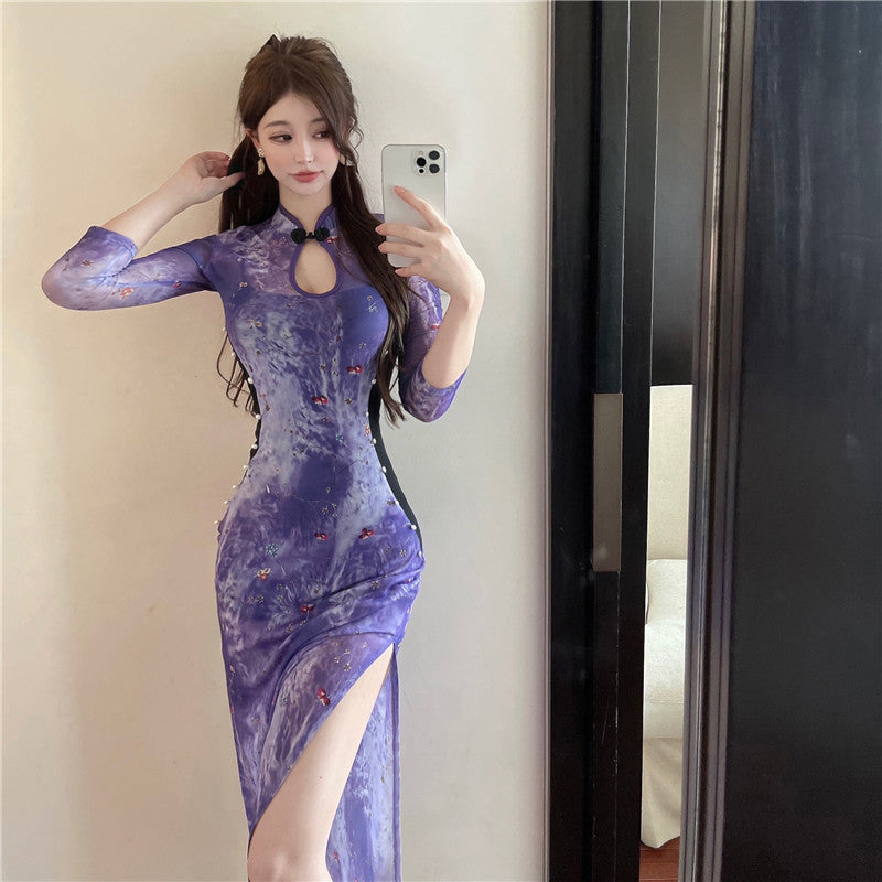 Retro Printed Cheongsam Dress with Modern Silhouette
