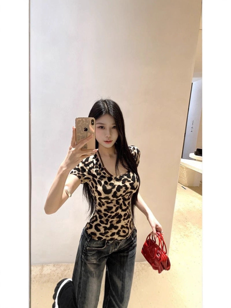Women's Slim Fit Leopard Print Short Sleeve Round Neck Top