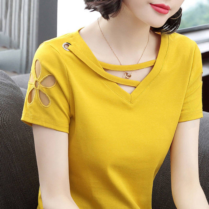 Women's Embroidered V-Neck Loose Fit Short Sleeve T-Shirt