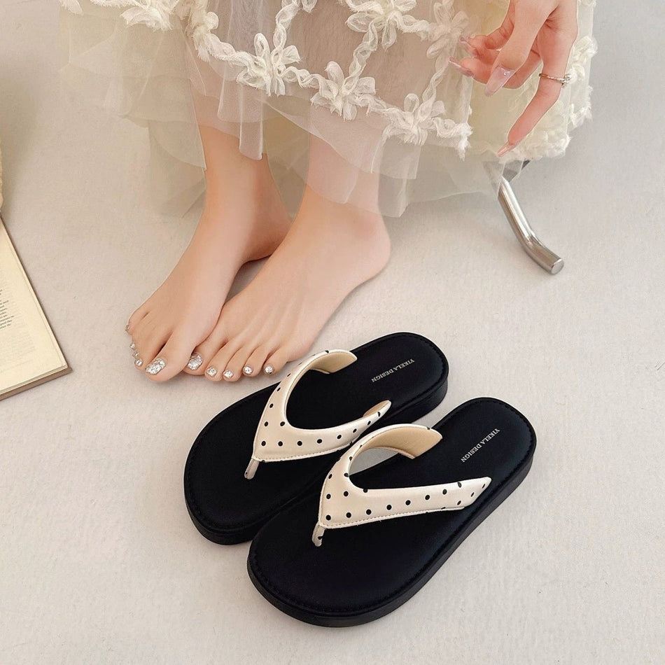 Women's Soft Sole Flat Beach Sandals Casual Summer Flip Flops