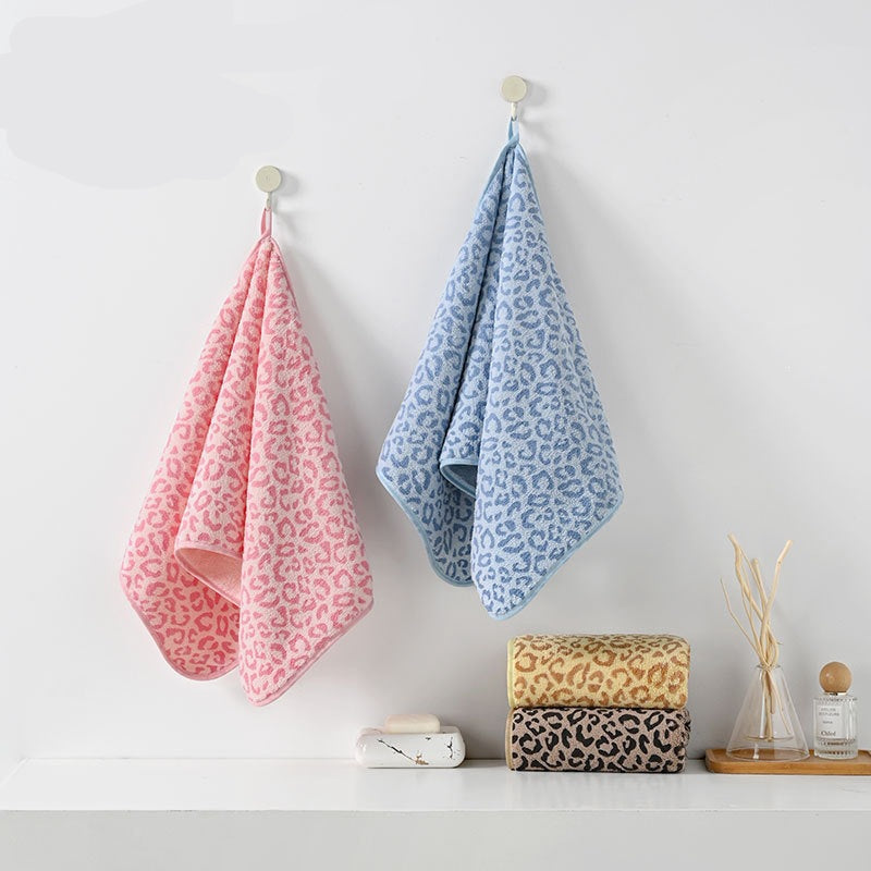 Leopard Print Coral Fleece Face Towel Soft Absorbent Hand Towel