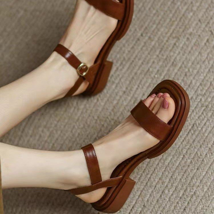 Women's Soft Leather One-Strap Flat Sandals Retro Summer Style