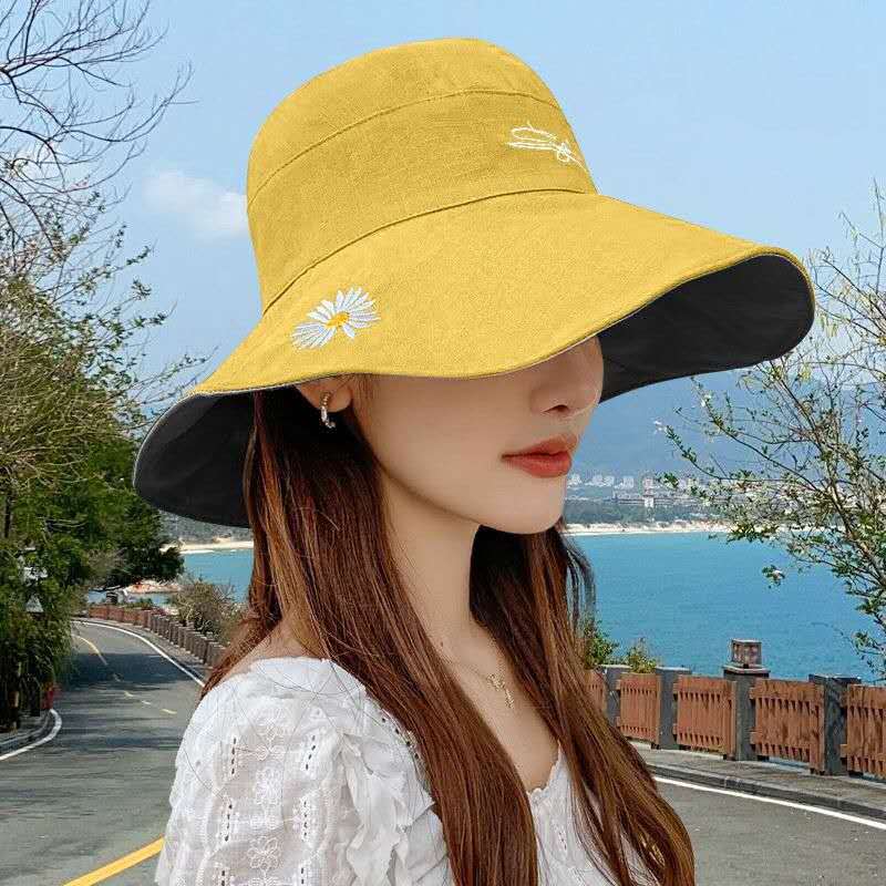 Women's Reversible Daisy Wide Brim Fisherman Sun Hat