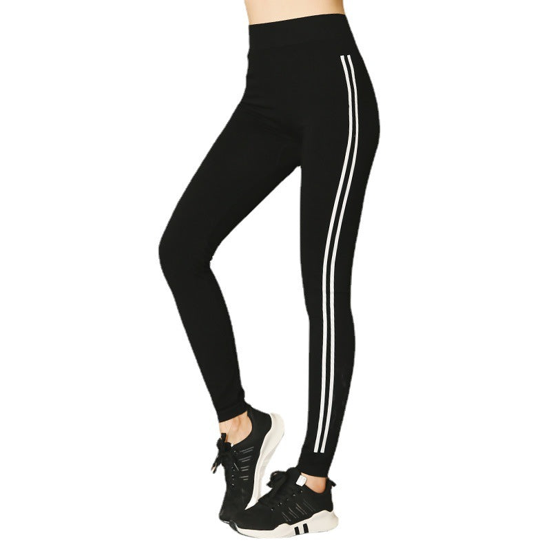 Plus Size Letter Print Sports Leggings Women Stretch Activewear