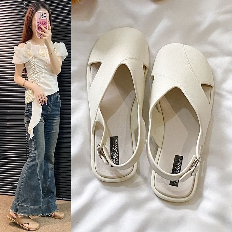 Women's Closed-Toe Roman Flat Sandals for Outdoor Comfort