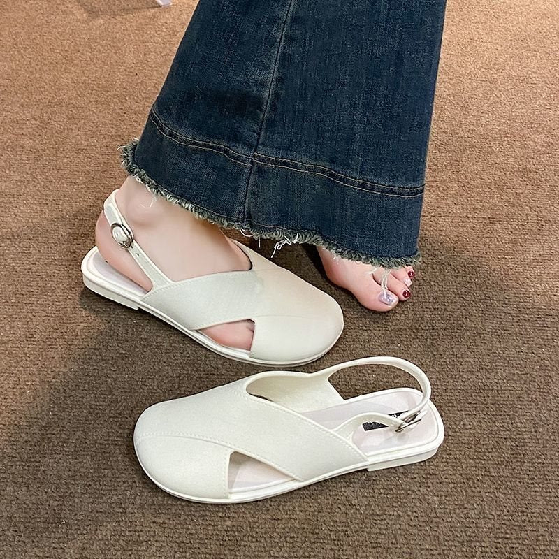 Women's Closed-Toe Roman Flat Sandals for Outdoor Comfort