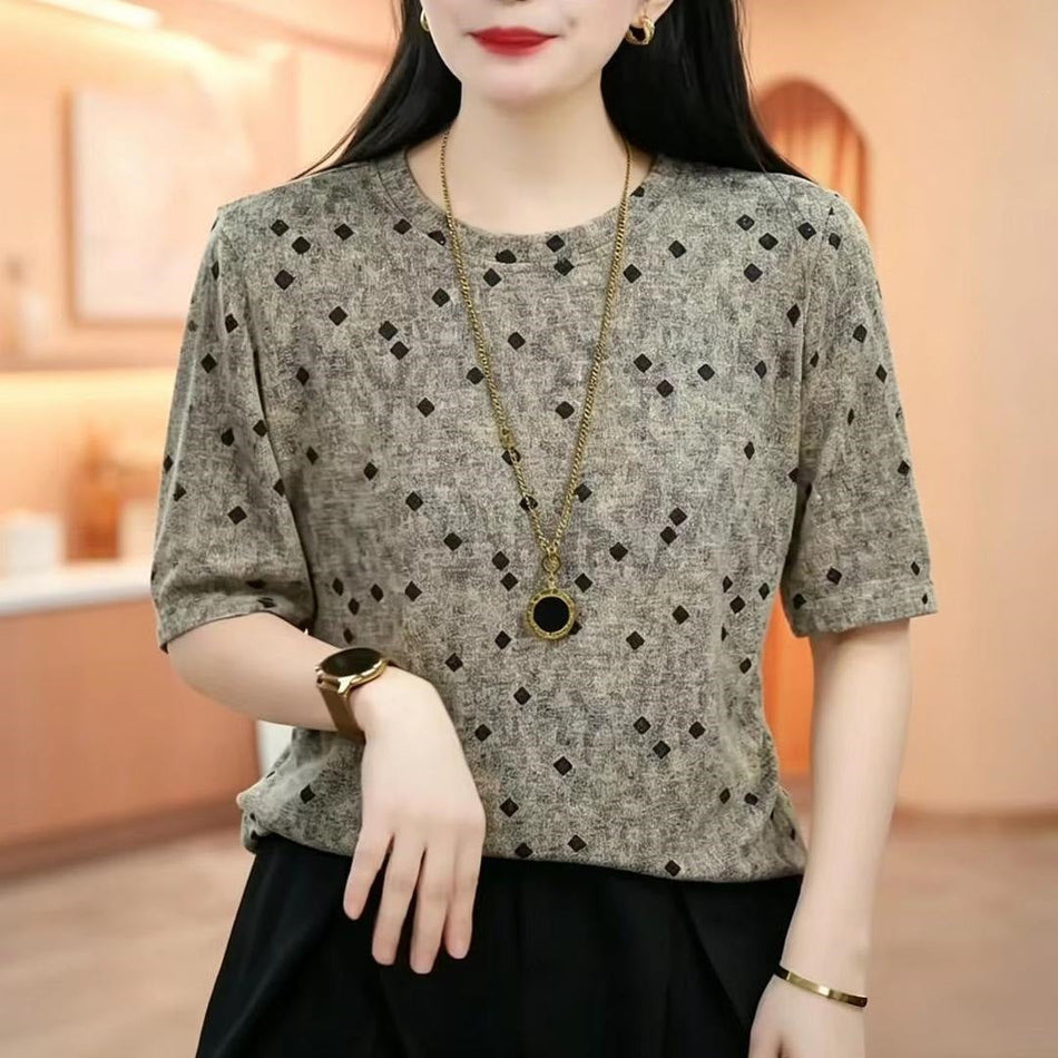 Women's Loose Fit Round Neck Short Sleeve T-Shirt