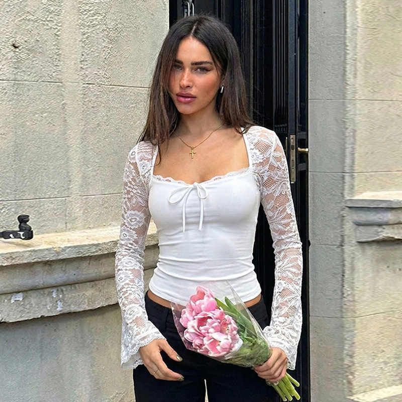 Women's Lace Trim Square Neck Long Sleeve Slim Fit T-Shirt