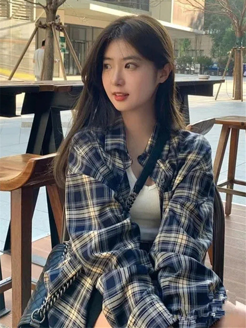 Women's Plaid Long Sleeve Overshirt Loose Fit Button Front Jacket