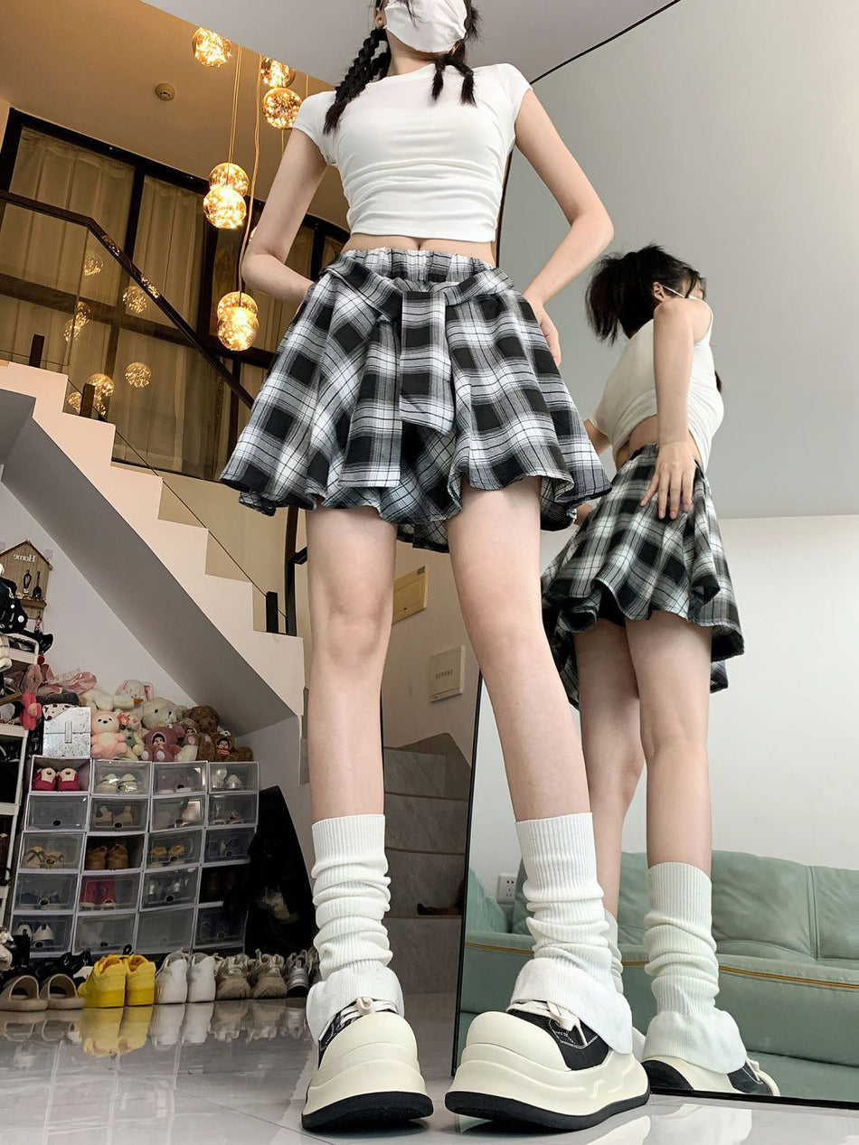 Women's Irregular Plaid A-Line Pleated Mini Skirt with Lining