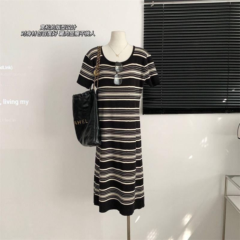 Women's Striped Square Neck Knit Midi Dress