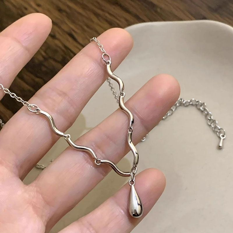Irregular Wave Water Drop Necklace for Women Clavicle Chain