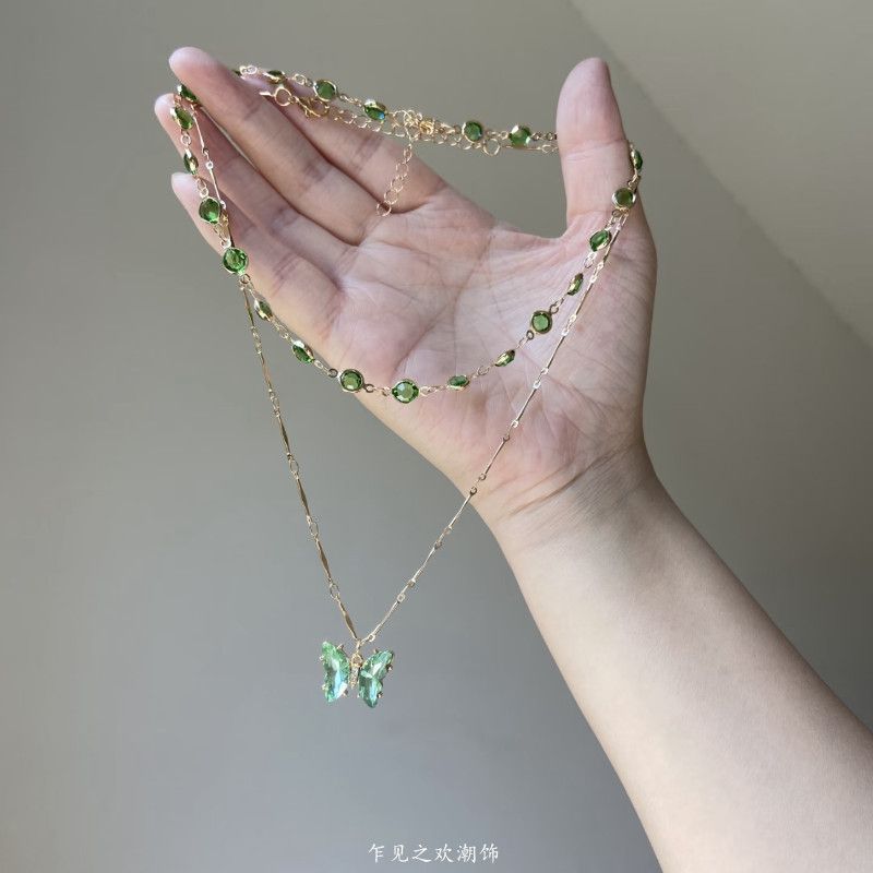 Vintage Emerald Butterfly Pendant Necklace for Women